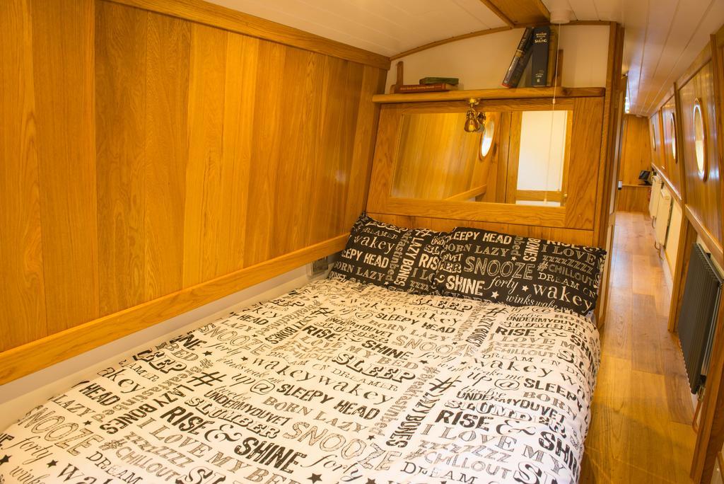 Narrowboat Puzzle Hotell Ely Exteriör bild