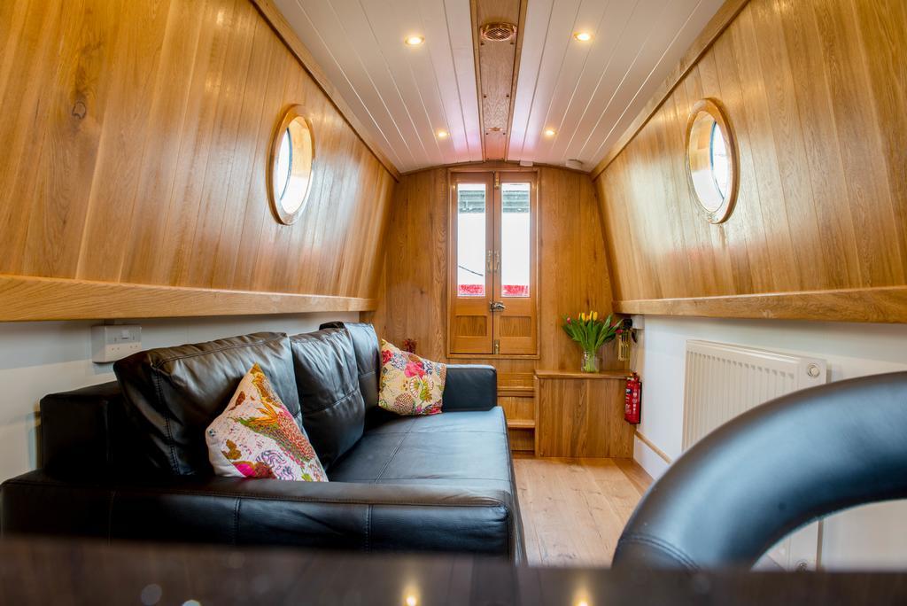 Narrowboat Puzzle Hotell Ely Exteriör bild